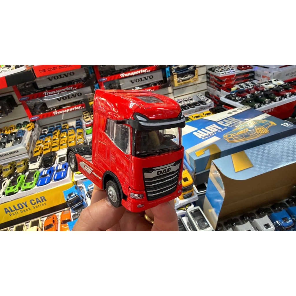 MINIATURA DE CAMINHÃO DAF ESCALA 1:50