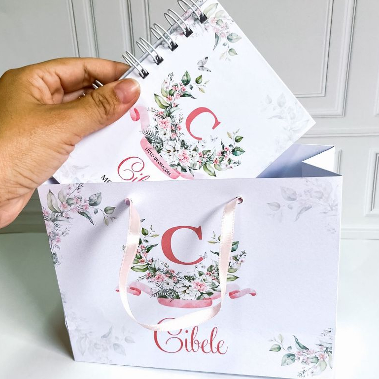Livro de orações e Sacola Personalizada/Lembrancinha para Primeira Eucaristia/Batizado/Maternidade
