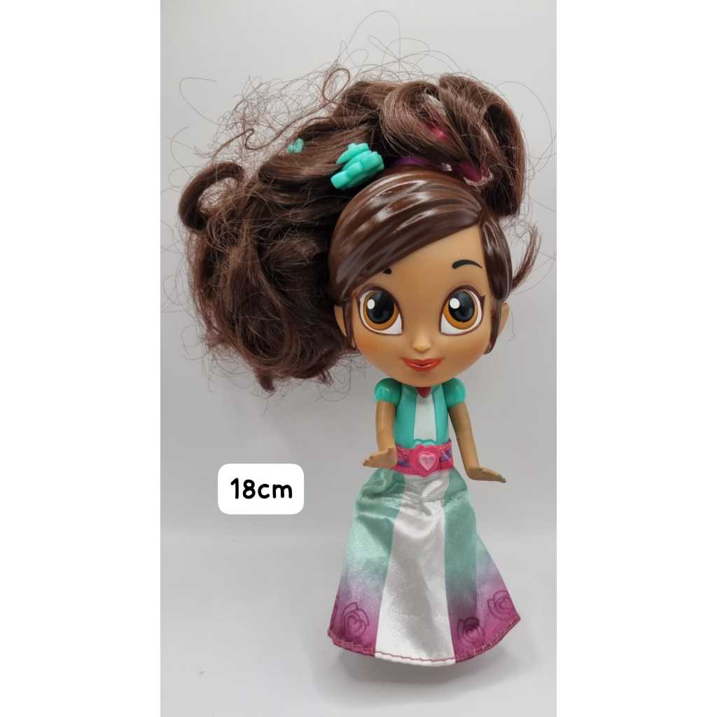 Boneca Nella Uma Princesa Corajosa - Princesa - DTC Usada