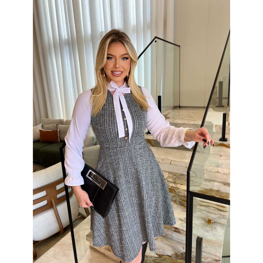 vestido midi na malha tweed manga longa e lacinho e botão perolado moda evangelica