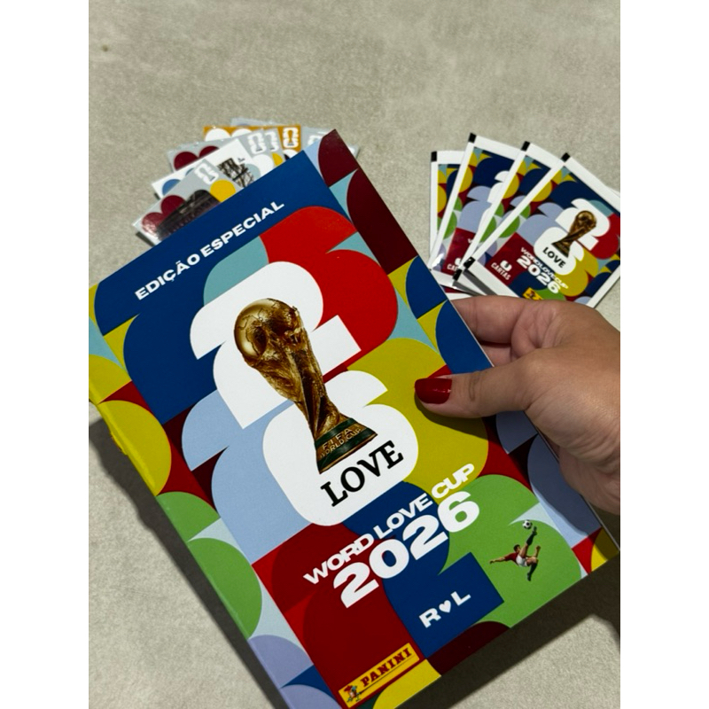 Álbum copa do mundo - Versão dia dos namorados + 36 figurinhas - Copa/namorados/ aniversario namoro/presente/lembrança