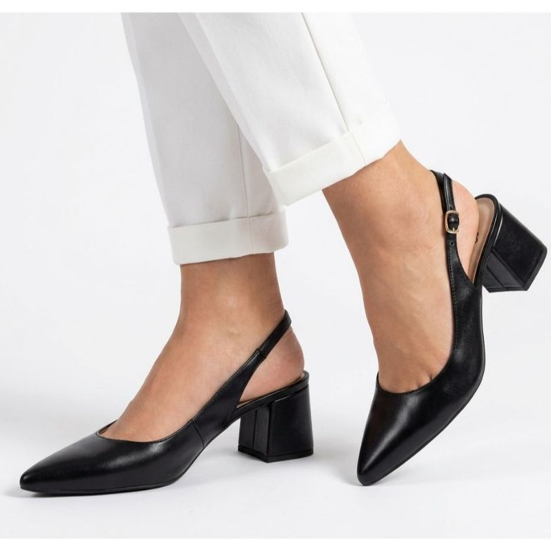 Sapato Scarpin Feminino Bico Fino Trazeiro aberto Salto Bloco Médio Preto Forma Pequena