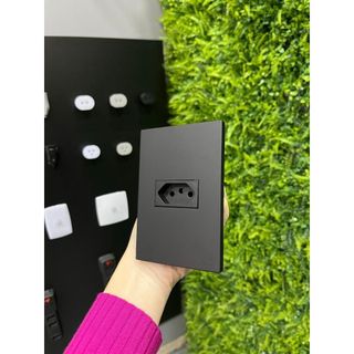 CONJUNTO TOMADAS E INTERRUPTORES - RECTA PRETO FOSCO - udiinrog