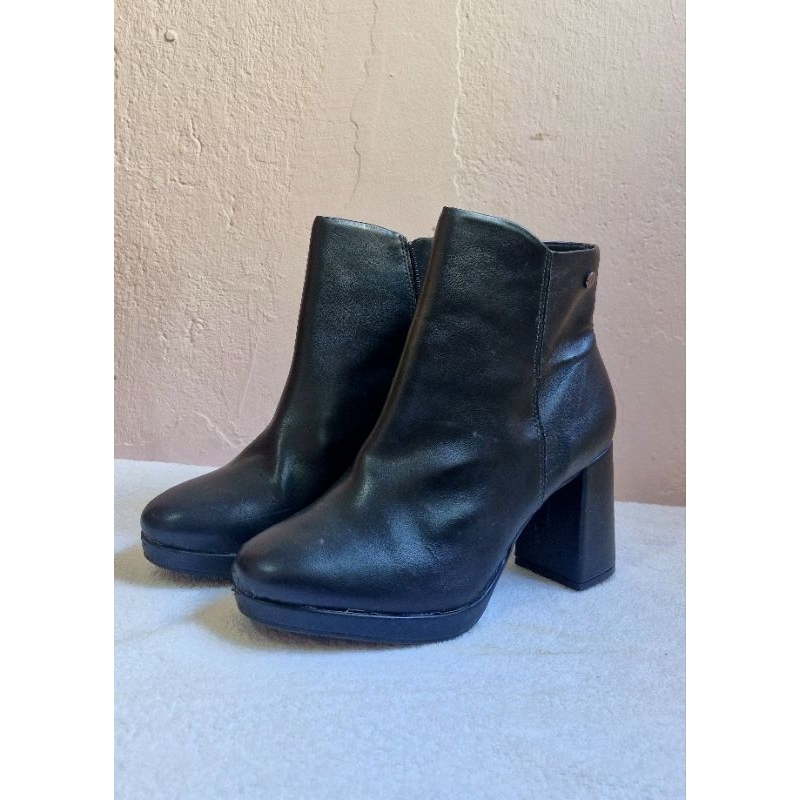 Bota Plataforma Feminina Vizzano | Bota Meia Pata, Tabi, salto alto