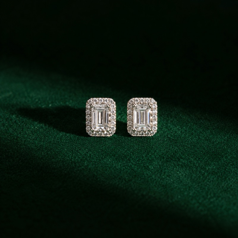 Brinco Feminino Moissanite Retangular em Prata 925 Refinado Elagante