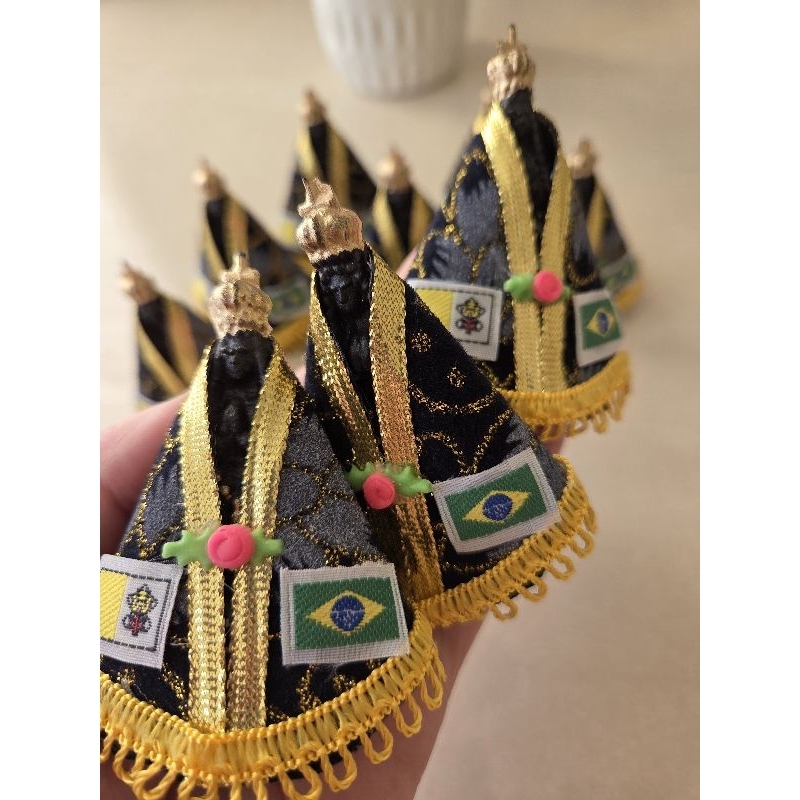 Mini Nossa Senhora Aparecida 7cm plástico lembrancinha
