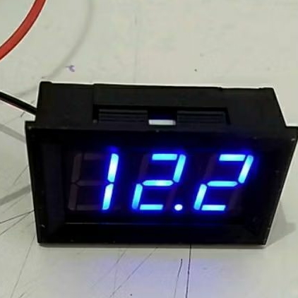 Voltimetro medidor bateria  4volts 9 volts 12 volts  24 volts azul ligue em som mp3 carro bicileta OFERTA