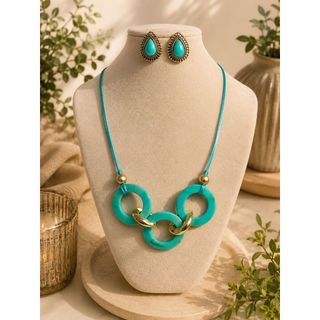 Conjunto Colar Feminino  Em Couro E Par De Brincos Moda Etnico Vintage Hippie Moderno