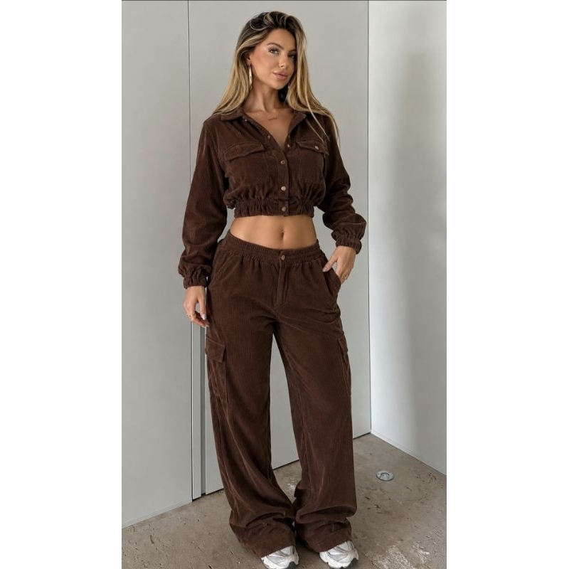 Conjunto Feminino Veludo Cotelê  Wide Leg Cargo Moda Inverno Jaqueta Cropped Calça Pantalona Premium