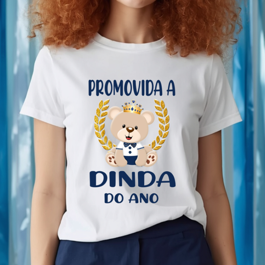 Camiseta Adulto PROMOVIDA A DINDA DO ANO Ursinho Príncipe Realeza Azul marinho - Chá de bebê ZLprint