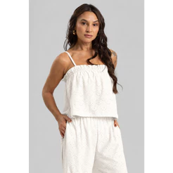 Regata Feminina Bata Imitando Laise Leveza e Delicadeza para o Dia a Dia Moderna Perfeita para Verão Praia