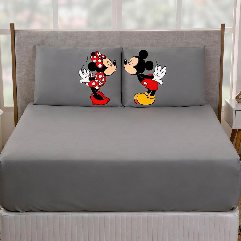 Detalhes do Jogo de Lençol Cama Casal/Queen/King 3 Peças Personagem Mickey e Minnie Beijo