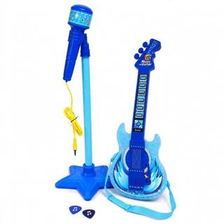 Kit Guitarra Infantil Musical Azul com Luz Microfone Com Pedestal 48cm MP3 Karaokê conecta com o Celular