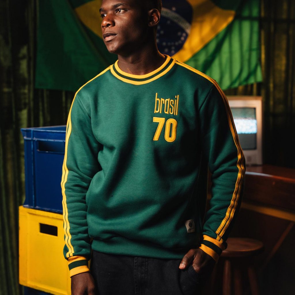 Moletom Brasil 1970 Retrô Masculina Oficial em Oferta na Shopee