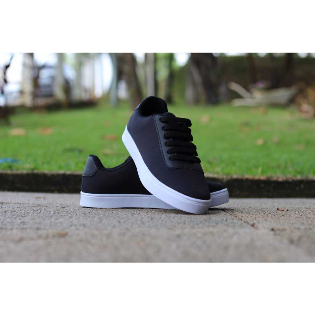 Tênis Casual  Preto Unissex Super Confortável | Leve e Estiloso | Moda Urbana | 34 ao 39