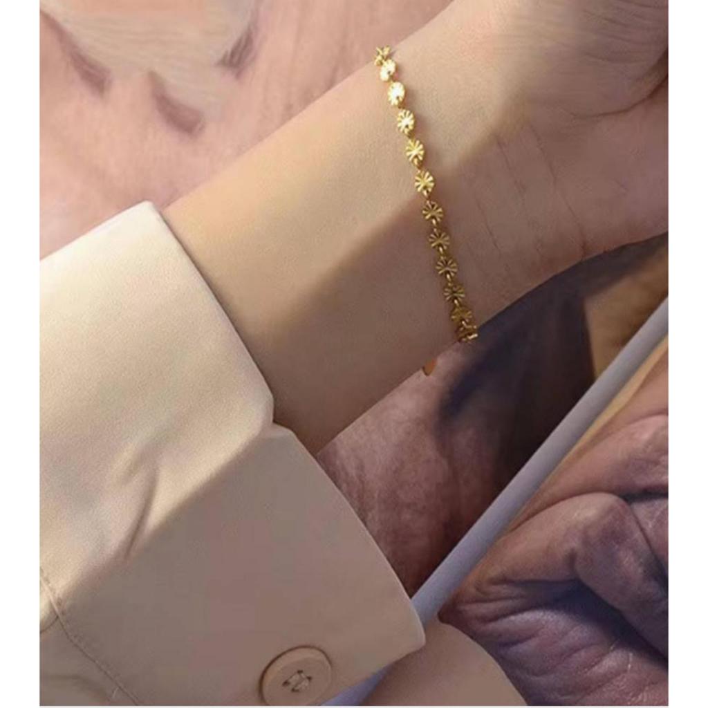 Pulseira Feminina Dourada Aço Inoxidável Ajustável Delicada Elegante Antialérgica - linda para presente