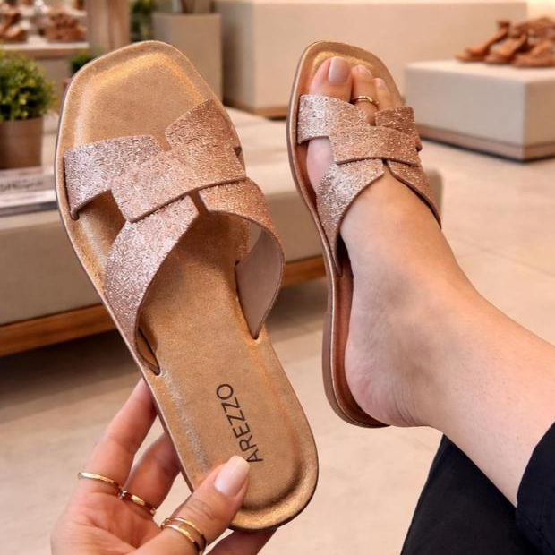 Sandália Feminina Confortável com Brilho Strass Rasteira Antiderrapante Leve Casual Elegante
