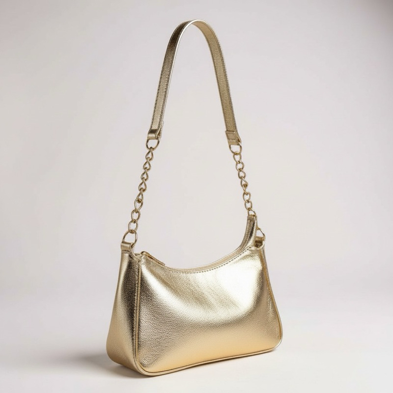 BOLSA FEMININA DOURADA BRILHANTE COM ALÇA DE CORRENTE TRANSVESAL