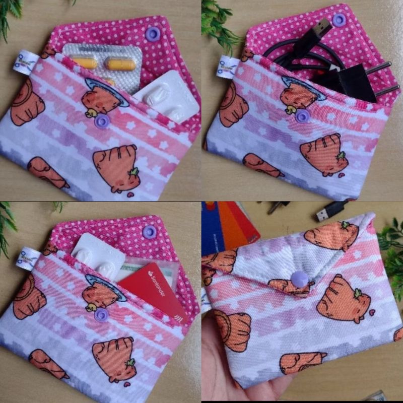 Carteirinha Multiuso Carteira Feminina Pequena /Porta Cartão/ Dinheiro/ Absorvente/ Carregador /Fone de Ouvido/ Remédios