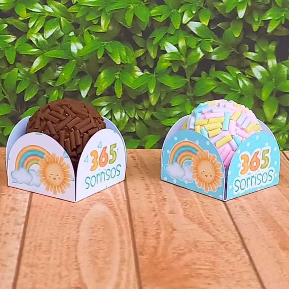 365 SORRISOS Forminhas 4 Pétalas para Doces Festa Aniversário