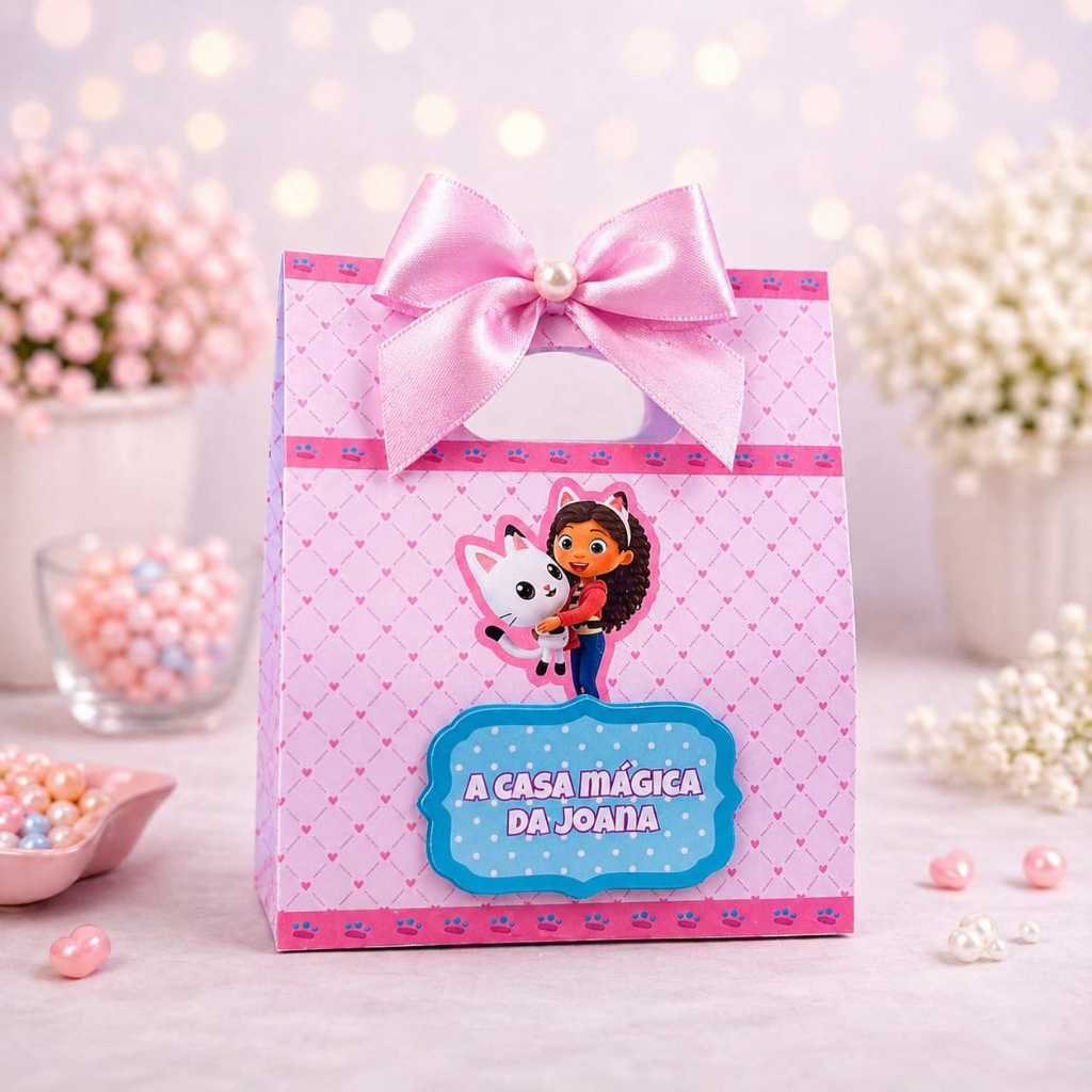 Sacola Casa mágica da Gabby Personalizada com Nome- aplique 3D |Lembrancinha Infantil Luxo | Sacolinha Aniversário
