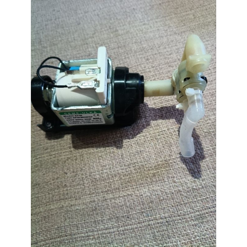 Bomba d'água cafeteira 3 corações Passione G5 - 220V