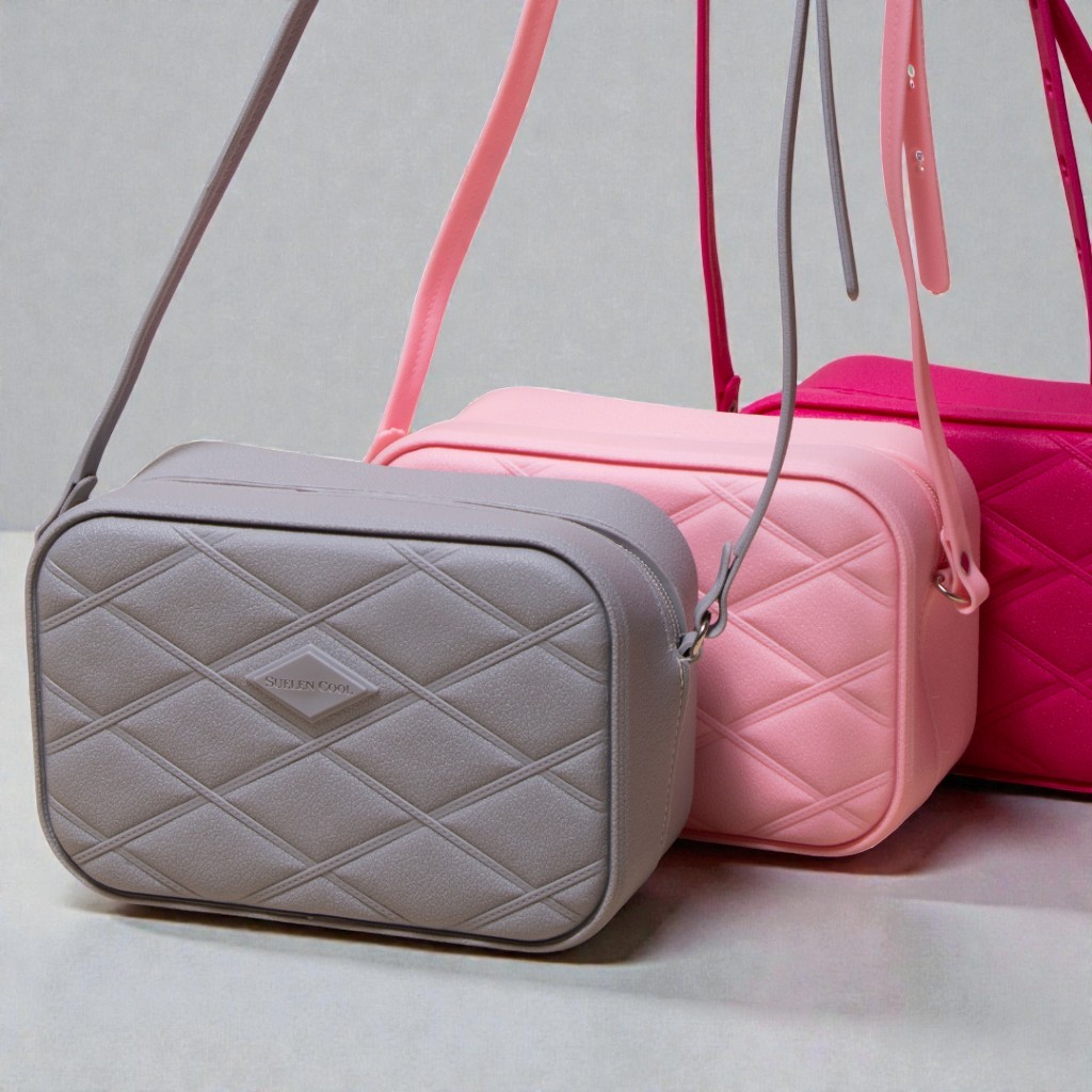Bolsa Transversal Feminina Matelassê PVC Ajustável e Moderna para Dia a Dia | Achadinhos da Lua