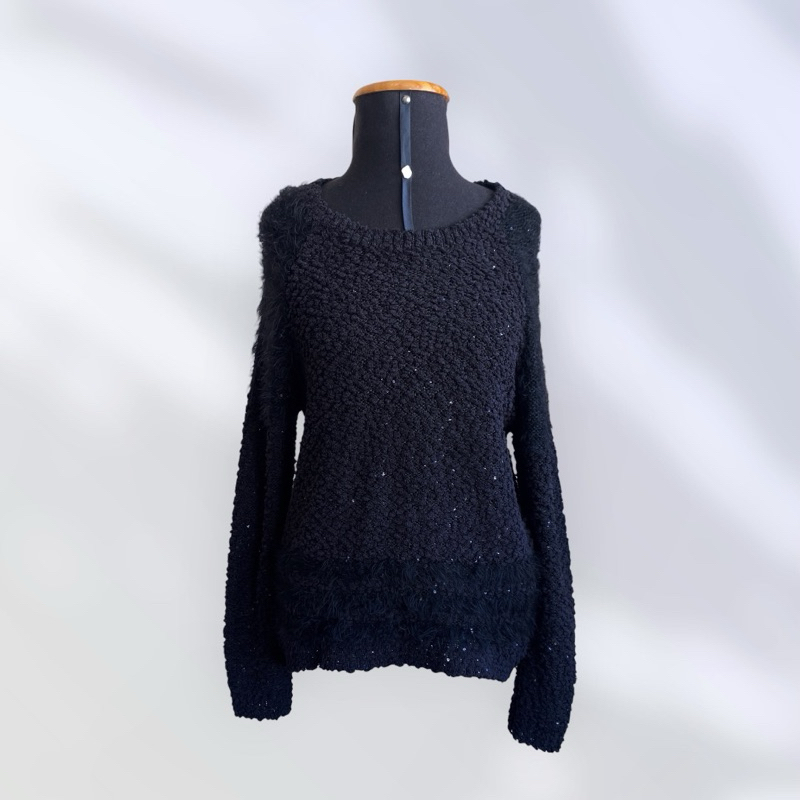 Blusa frio Tricot Preta Y2K Gótica Pelinho Paetê Manga Longa P | Brechó