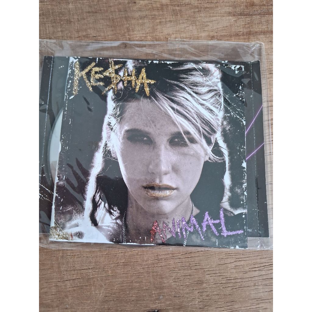Kesha Ke$ha - Animal