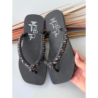 CHINELO DE DEDO FEMININO ADULTO COM STRASS  BRILHANTE  CONFORTAVEL E ELEGANTE  G MR