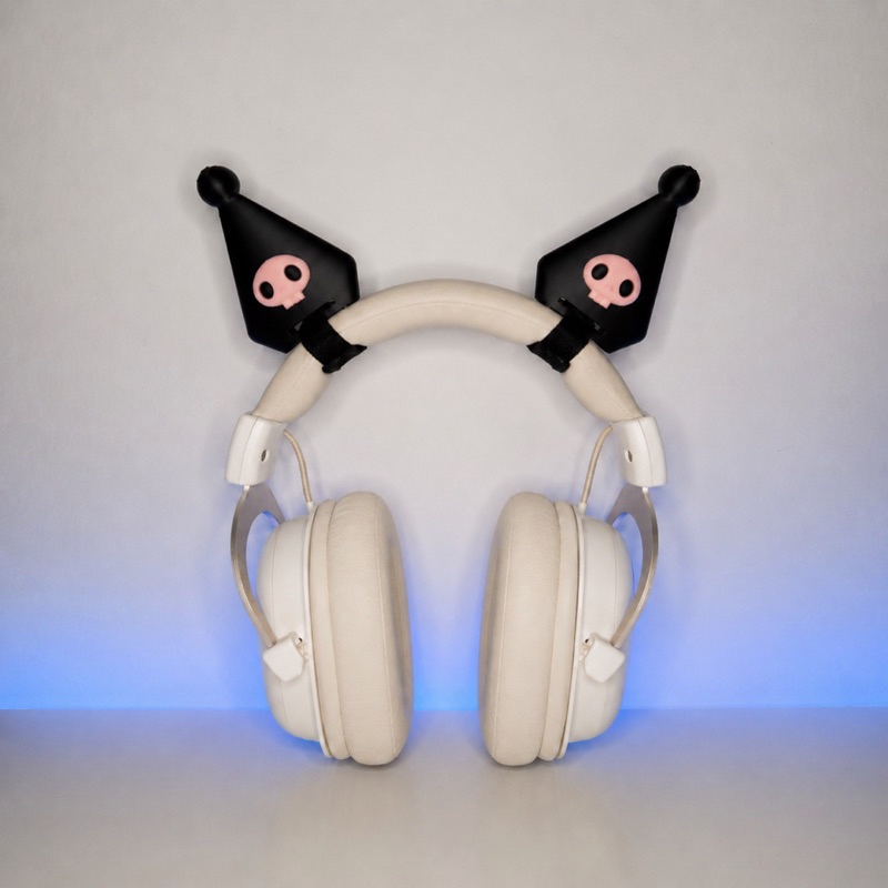 Orelhinhas Kuromi para Headset 🎀 | Enfeite Gamer Estilo Kawaii + 2 Velcros (3D)