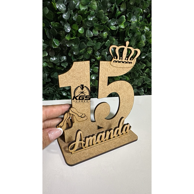Lembrancinhas 15 anos 12x12 princesa, sapatilha, cinderela, coroa personalizado com nome e idade MDF centro de mesa
