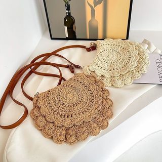 Bolsa De Crochê Transversal Off-white e Caramelo Alça Regulável Casual