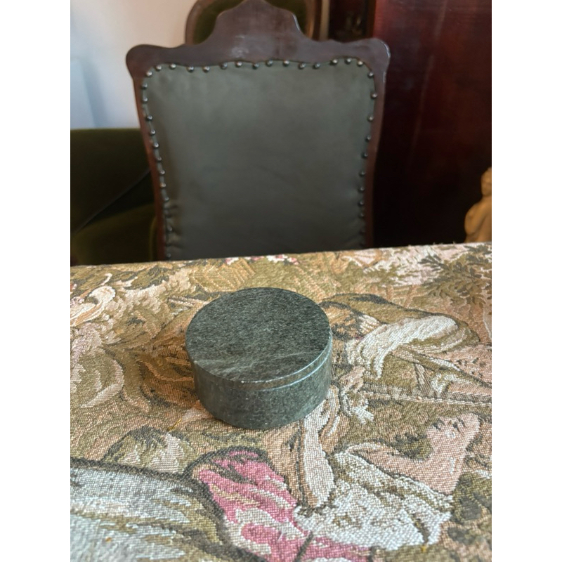 Caixa de pedra redonda porta joias vintage Antiquario