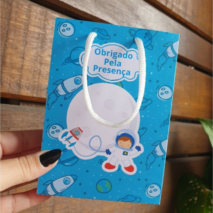 Sacolinha Personalizada P Tema MENINO ASTRONAUTA AZUL - PEGUE E MONTE– Lembrancinha Infantil Aniversário PRONTA ENTREGA