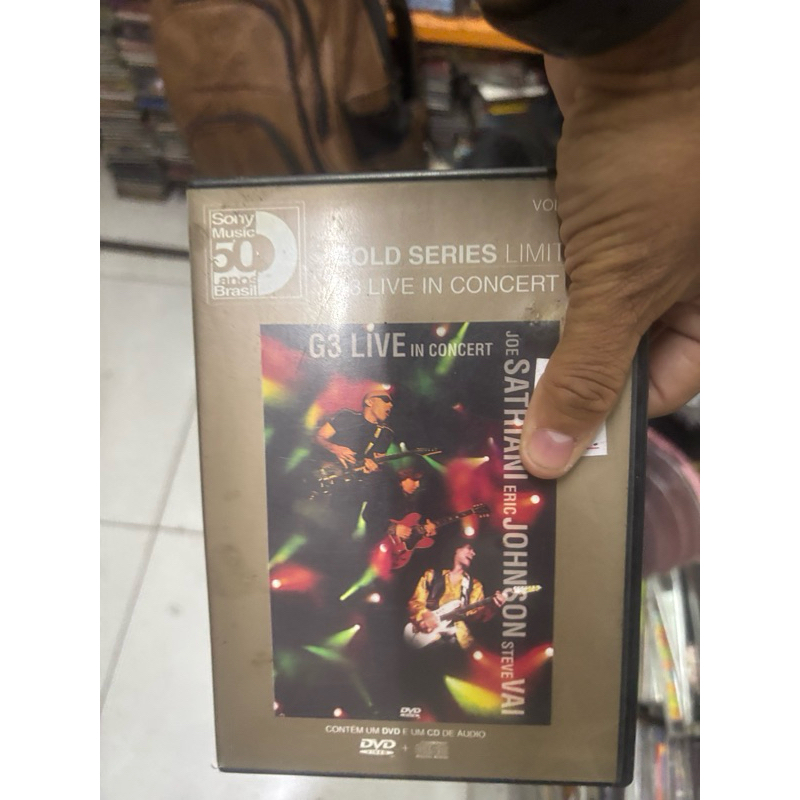dvd e cd g3 live duplo G3 Live In Concert - Satriani/johnson/vai Dvd (epic) 1997 (Usado)