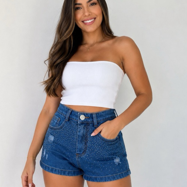 Short jeans premium com strass modelagem empina bumbum