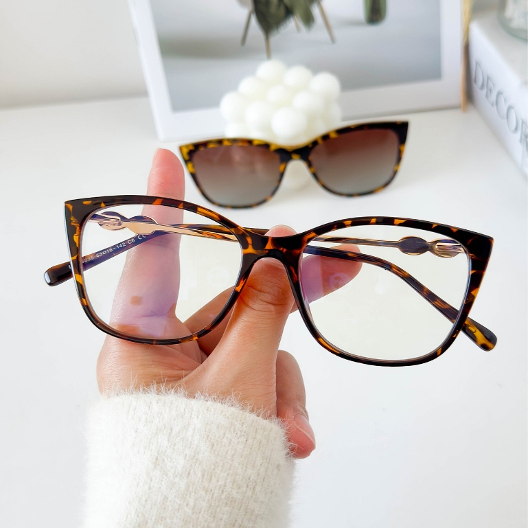 MELINDA MODA Oculos De Grau Clipon 2 em e 1 Armação+Sol Com Diamante 96035