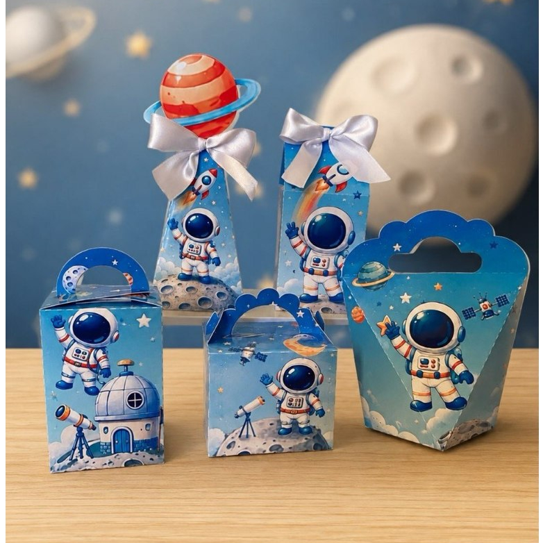 Kit de Caixas  ASTRONAUTA / Lembrancinhas de Festas/ Aniversário + Brinde / Caixas personalizadas