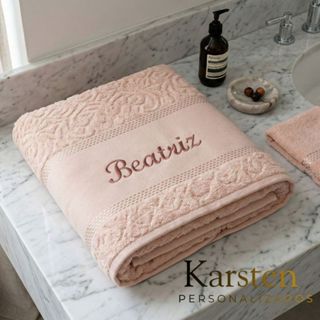 Toalha Gigante Banhão Karsten Melina + Seu nome Personalizado Na toalha Manda no Chat Apos Compra em Oferta na Shopee