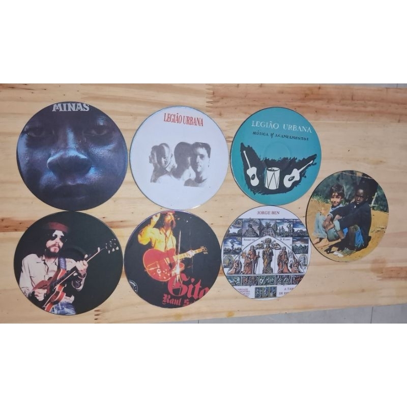 Porta copo/ imã  geladeira feito em CD - Milton Nascimento, Legião Urbana, Raul Seixas, Clube da Esquina, Jorge Ben