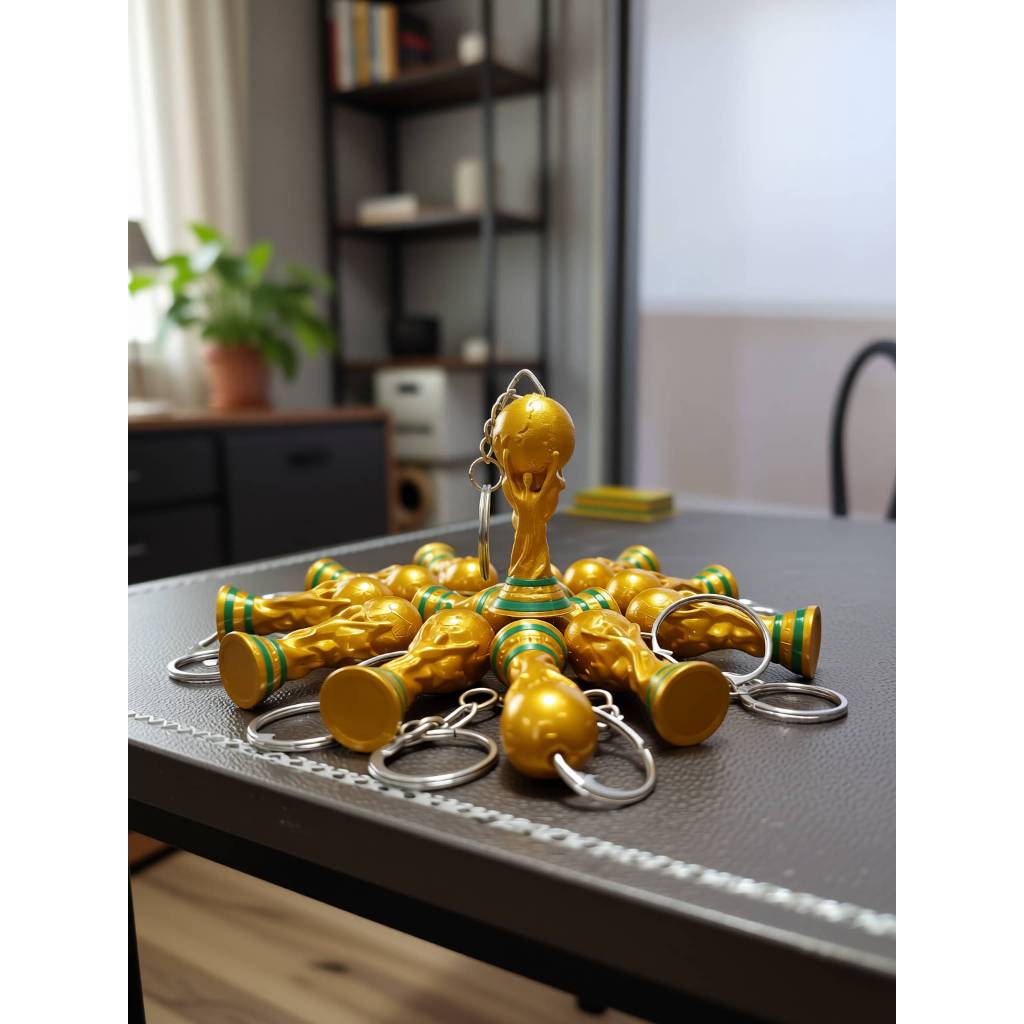 Chaveiro Taça Copa do Mundo 10 a 50 un - Mini Troféu Futebol Decorativo