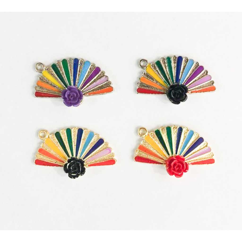 Leque com flor colorido