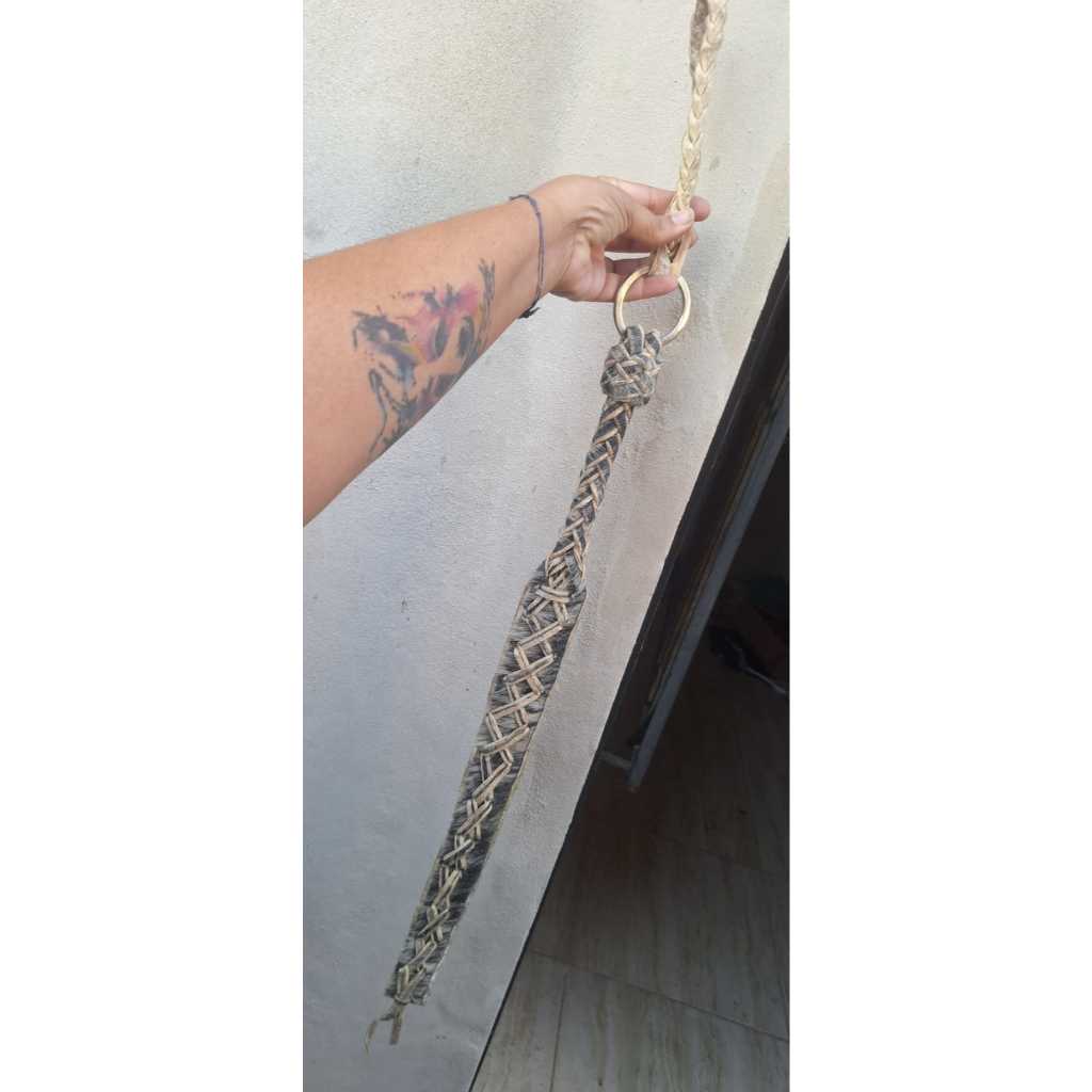 TALA EM COURO CRU ARTESANAL ARGOLA INOX