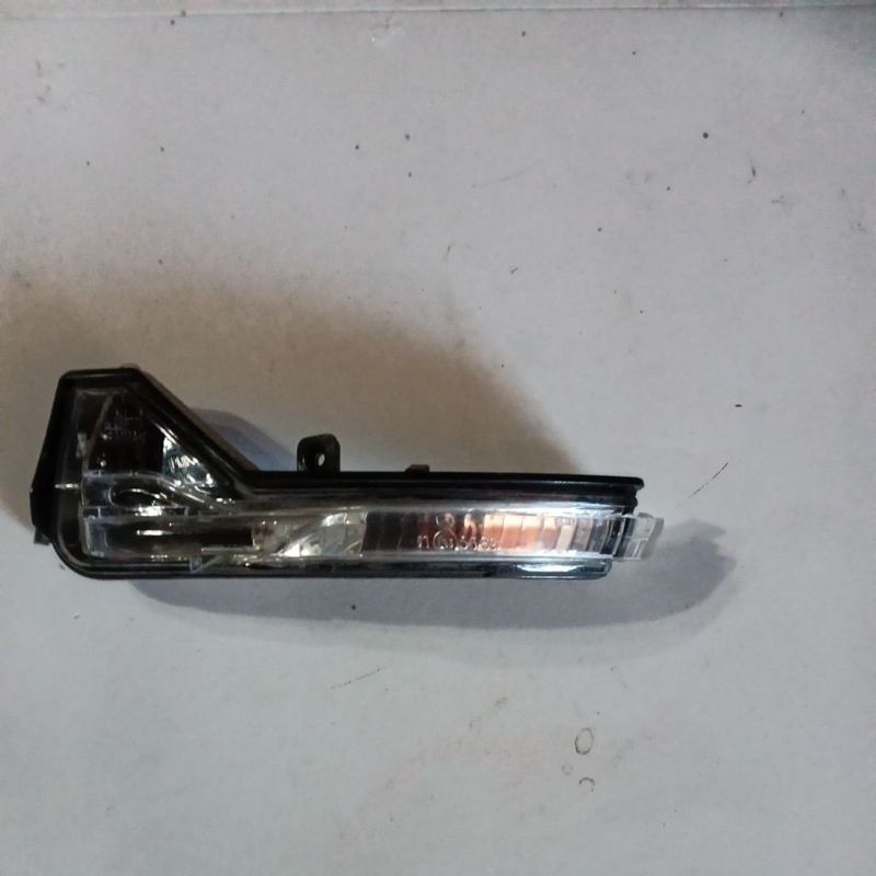 Pisca Retrovisor Volkswagen Polo Virtus 18/21 lado motorista