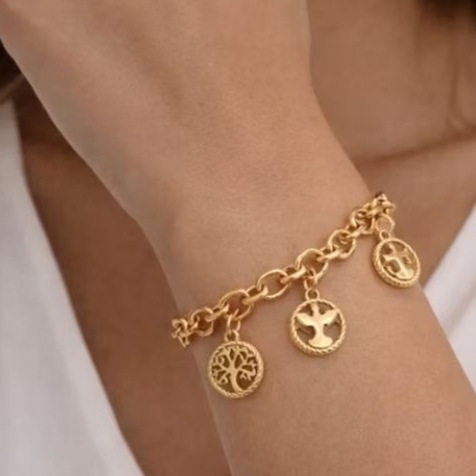 Pulseira da Sorte, Fé e Proteção Semijoia Dourada com pingentes. Enviamos na embalagem de presente.