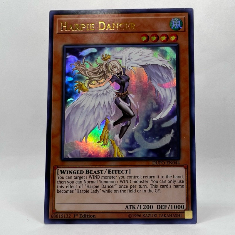 Harpia Dançarina Ultra Rara 1° Edição em Inglês Yugioh!