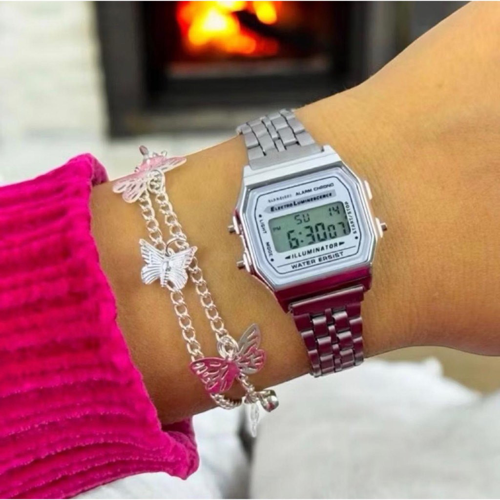 Relogio Feminino led pulseira em aço delicado Mini pequeno