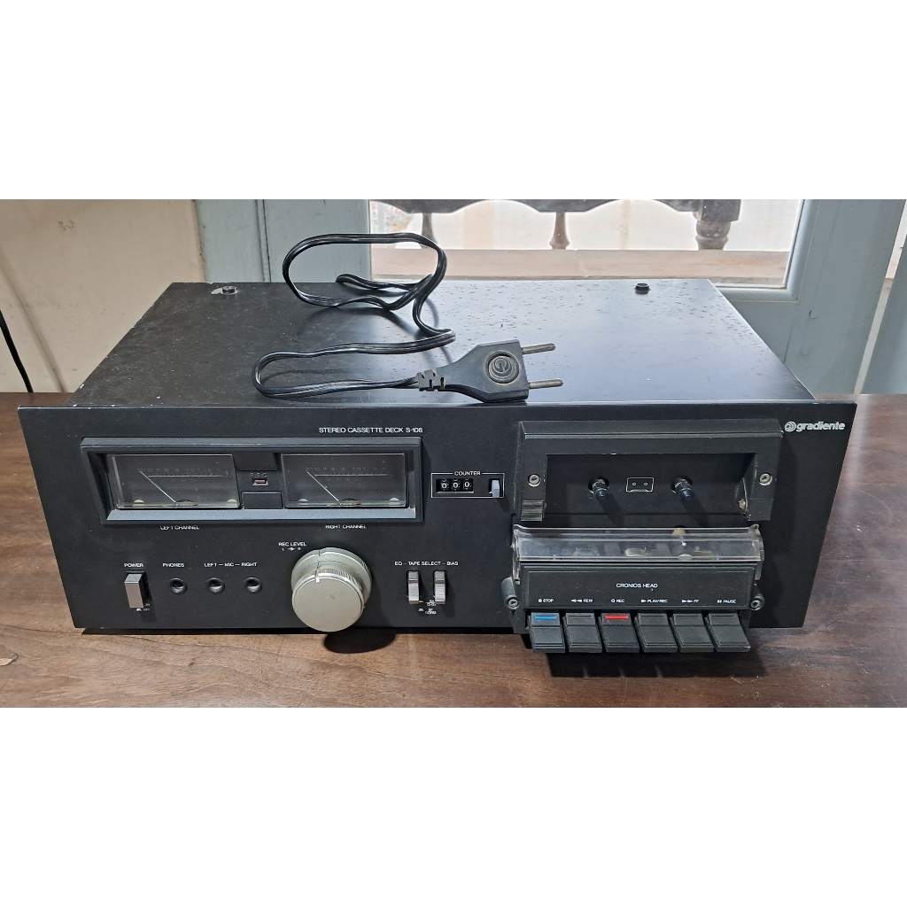 Tape Deck Gradiente System 106 - necessita manutenção
