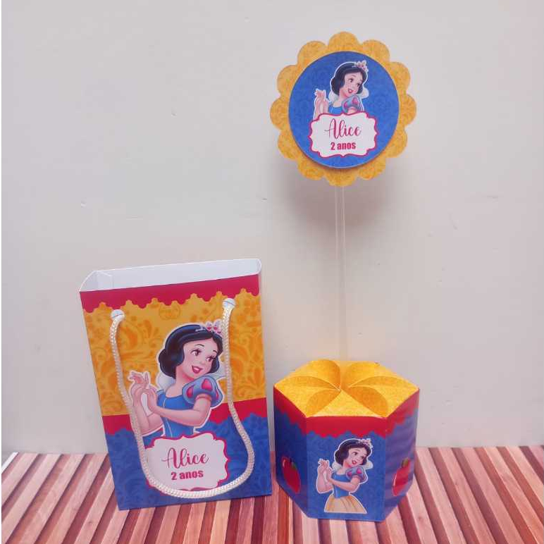 Kit festa Sacolinha Personalizada e Centro de mesa A  Branca de Neve Desmonstado Lembrancinha Decoração Cachepô